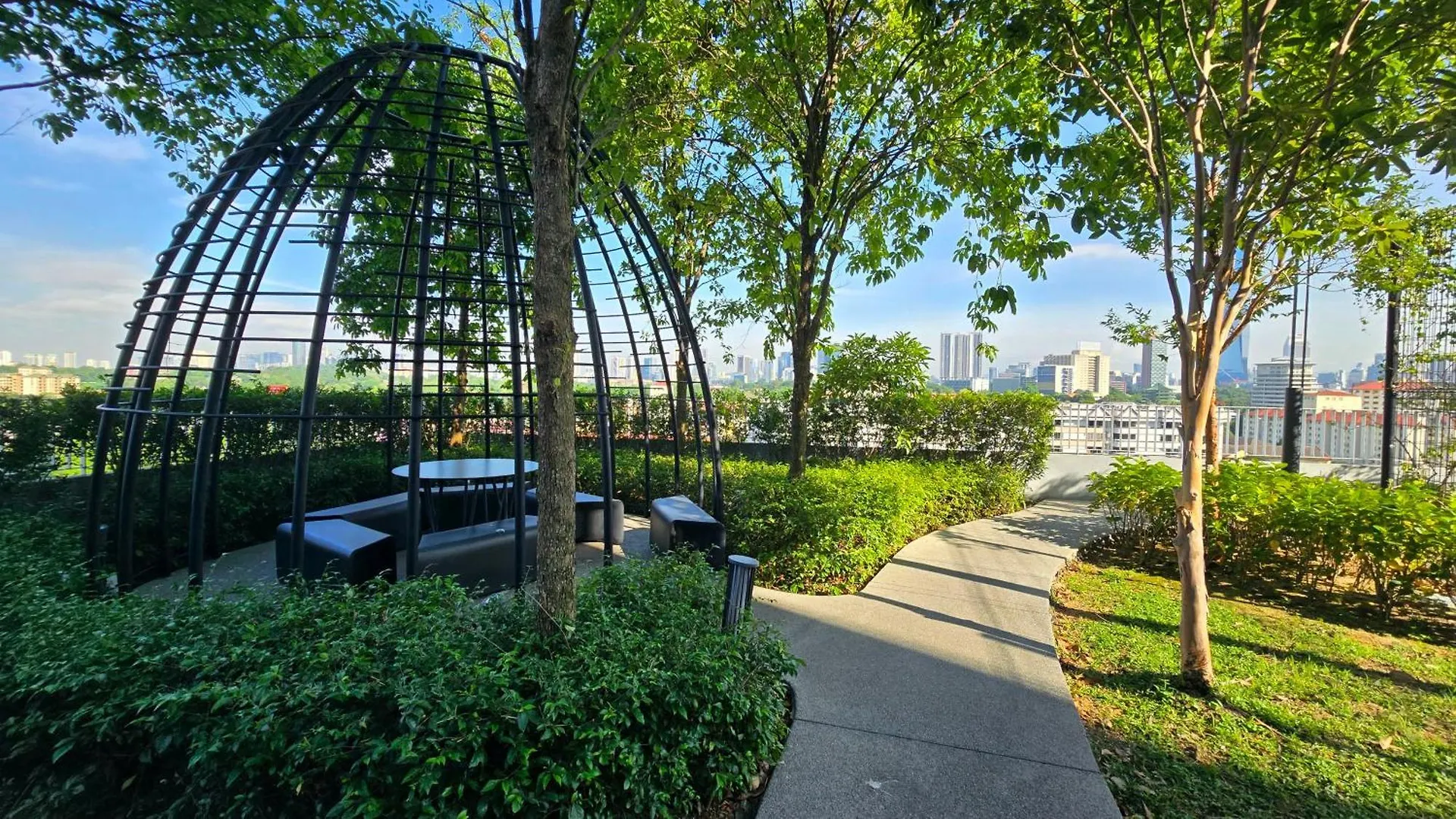 Rudimen Stay At Trion With Kl Skyline View And Rooftop Pools Access 吉隆坡 公寓